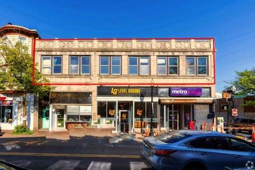 1486 Dorchester Ave - Photo 1