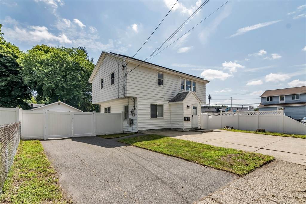 3 Hobson - Photo 1