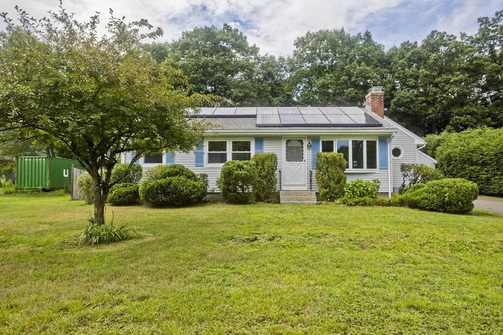 293 N Loomis St - Photo 1