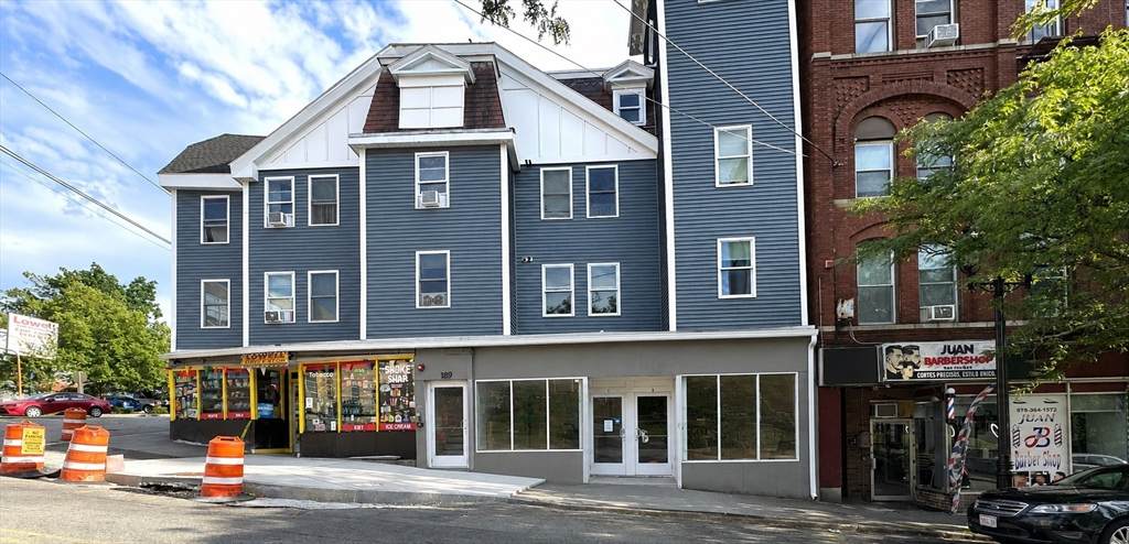 189 E Merrimack Street - Photo 1