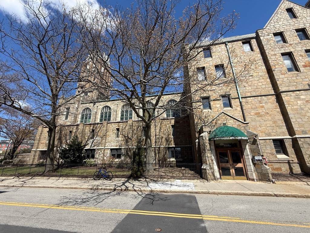 288 Walnut - Photo 1