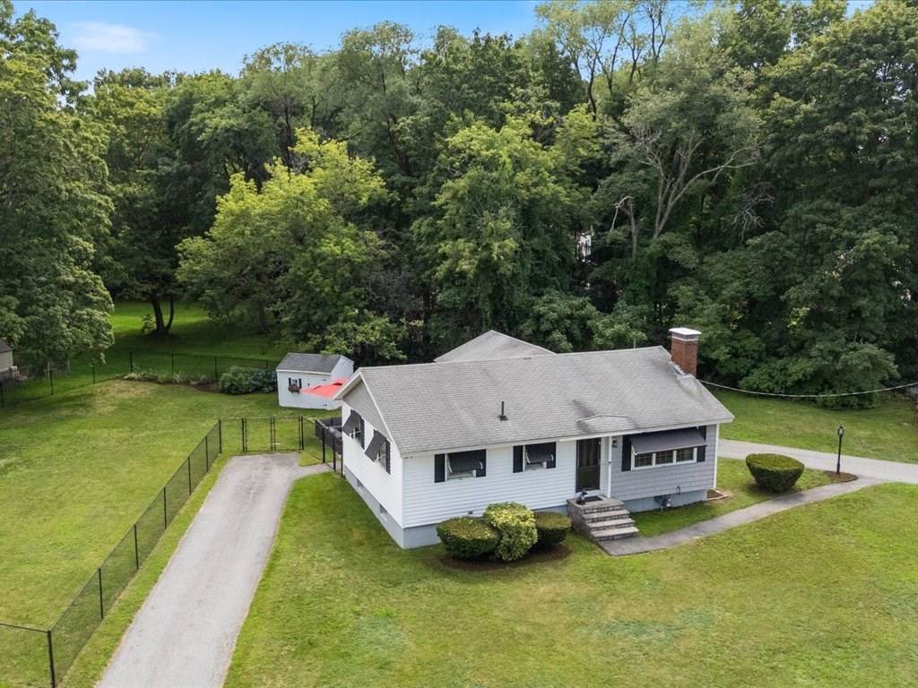 3 Michael Rd - Photo 1