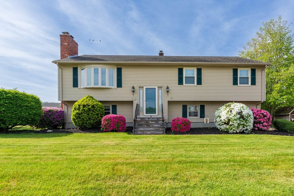 9 Kathleen Drive - Photo 1