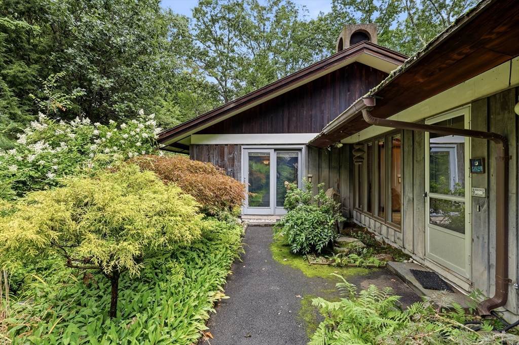 8 Morgan Cir - Photo 1