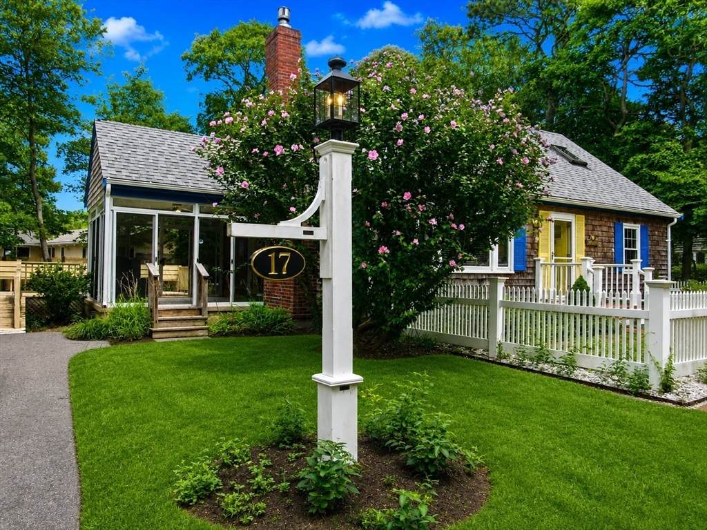 17 Cooper Rd - Photo 1