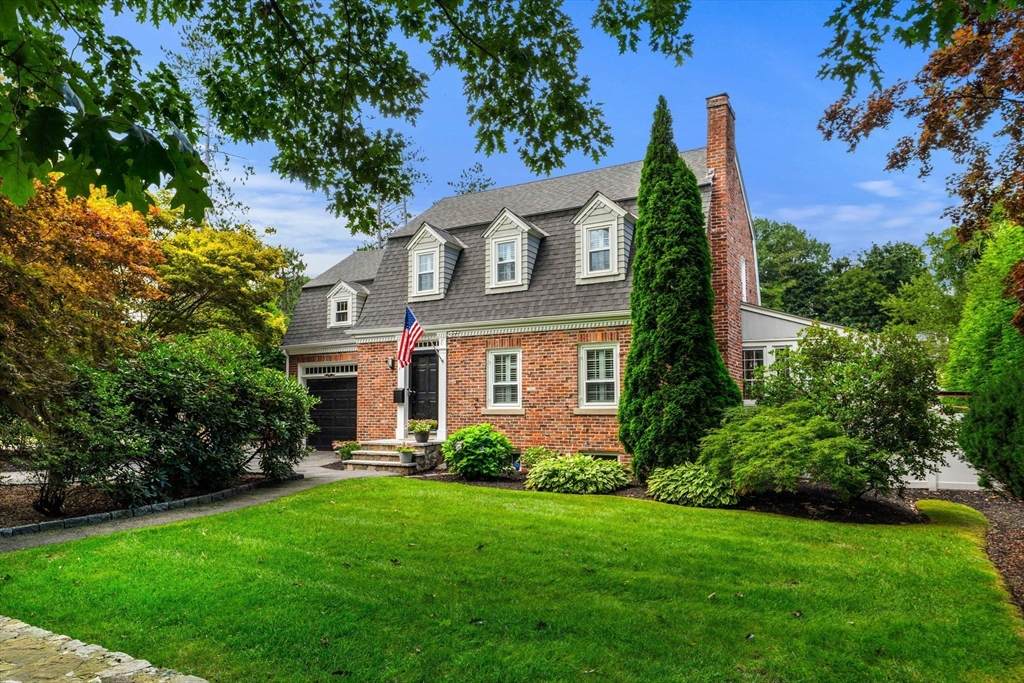 17 Lowell St - Photo 1