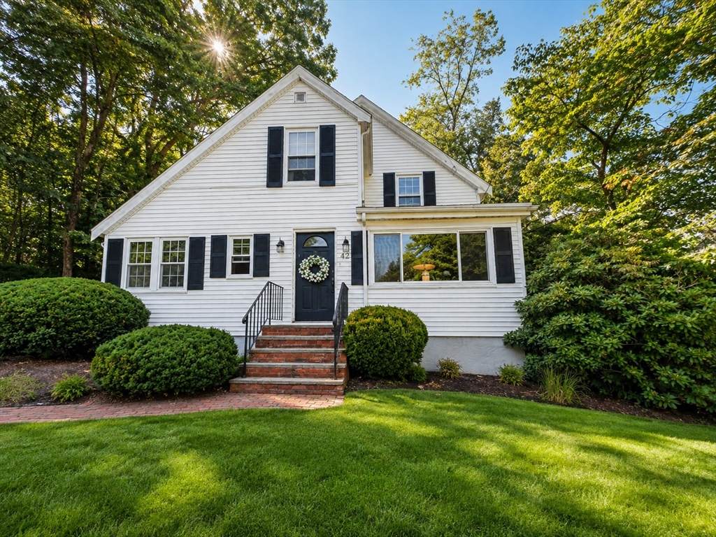 42 Howard St - Photo 1