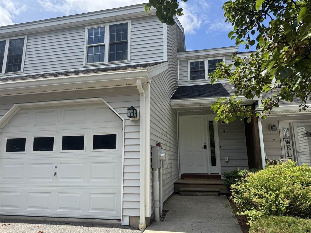 9 Green Briar Rd - Photo 1