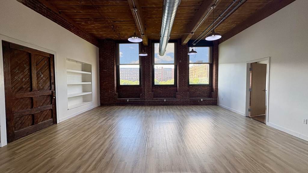 1 Union Street - Photo 1