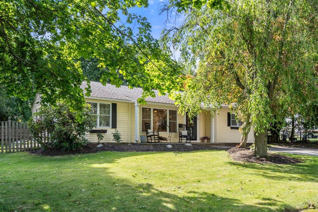 8 Vista Dr - Photo 1