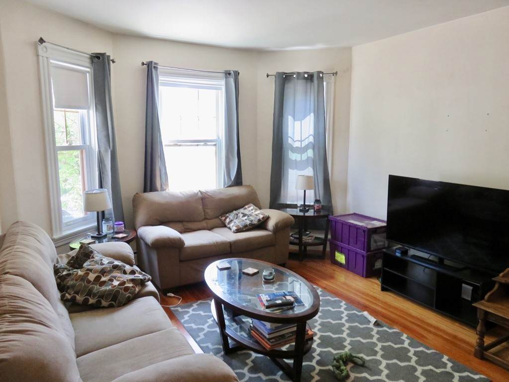 157 N St - Photo 1