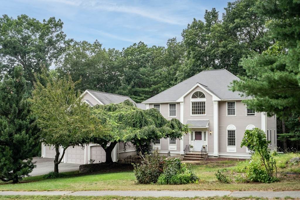 4 Crestview Rd - Photo 1