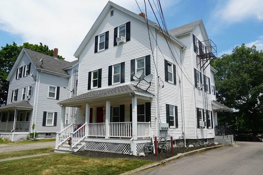 170 Middleboro Ave - Photo 1