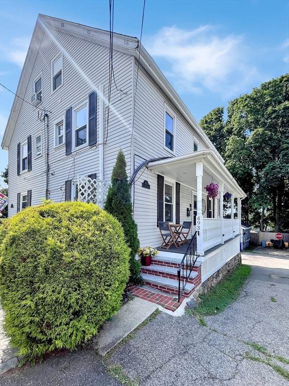 493 Central Ave - Photo 1