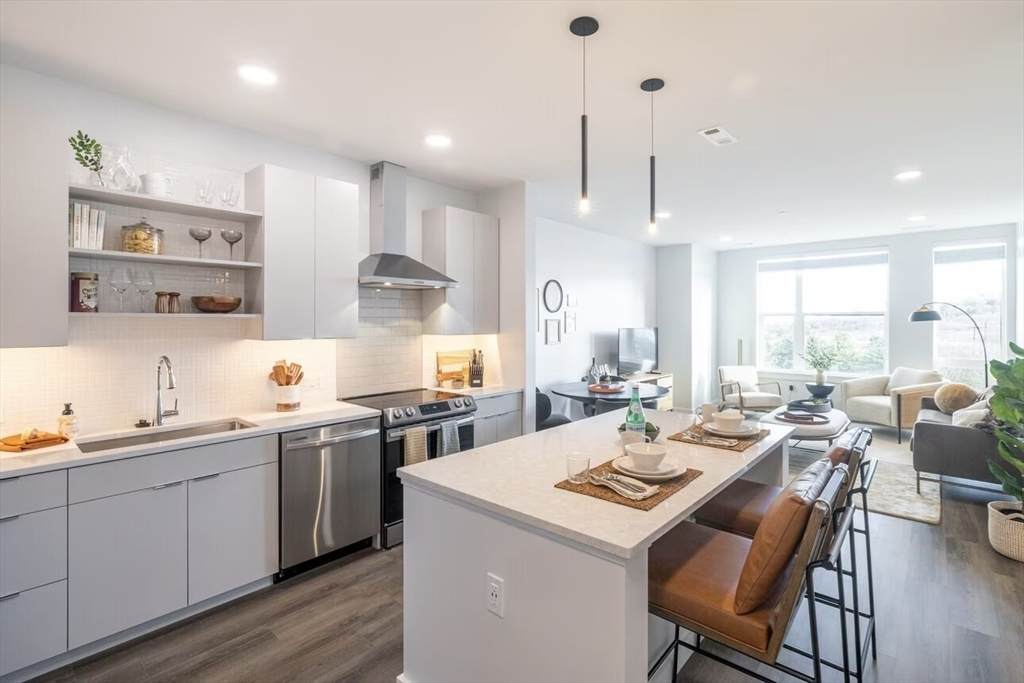305 Winter Street - Photo 1