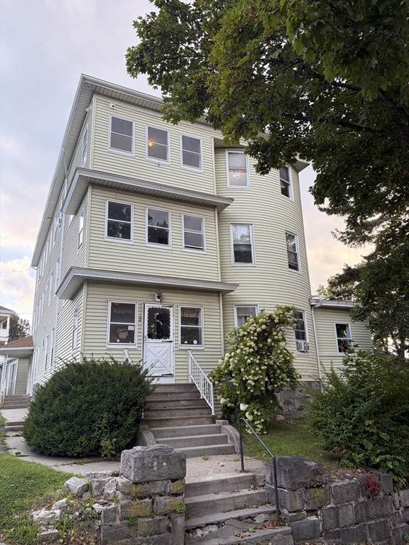2 Fairfax Rd - Photo 1