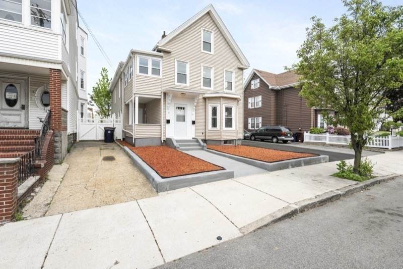 16 Oakes St - Photo 1