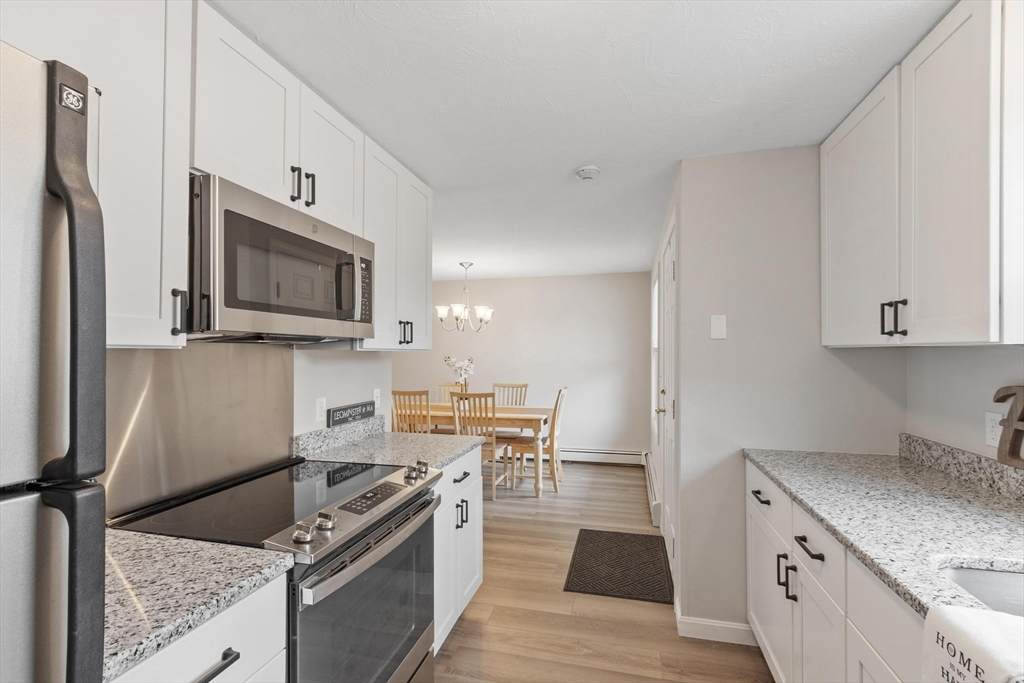 https://bt-photos.global.ssl.fastly.net/mlspin/orig_boomver_1_73567721_2.jpg