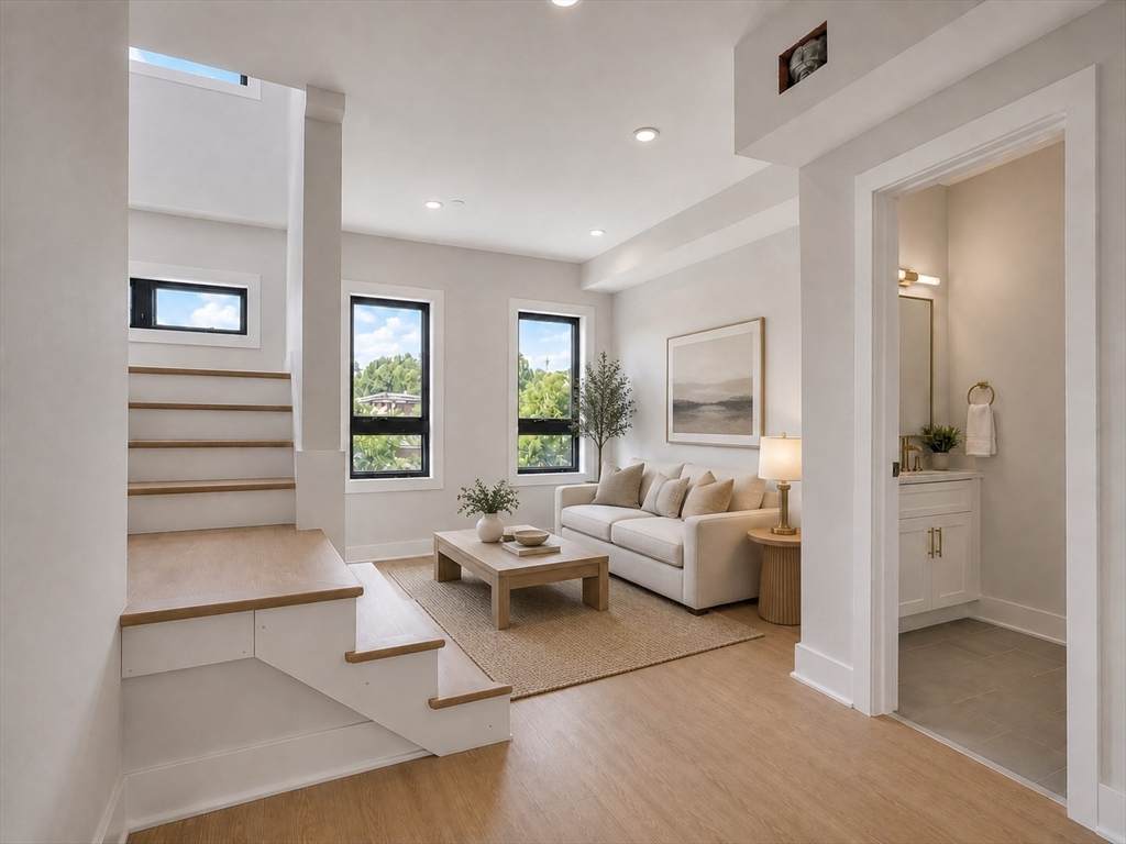 820 Hyde Park Ave. - Photo 1