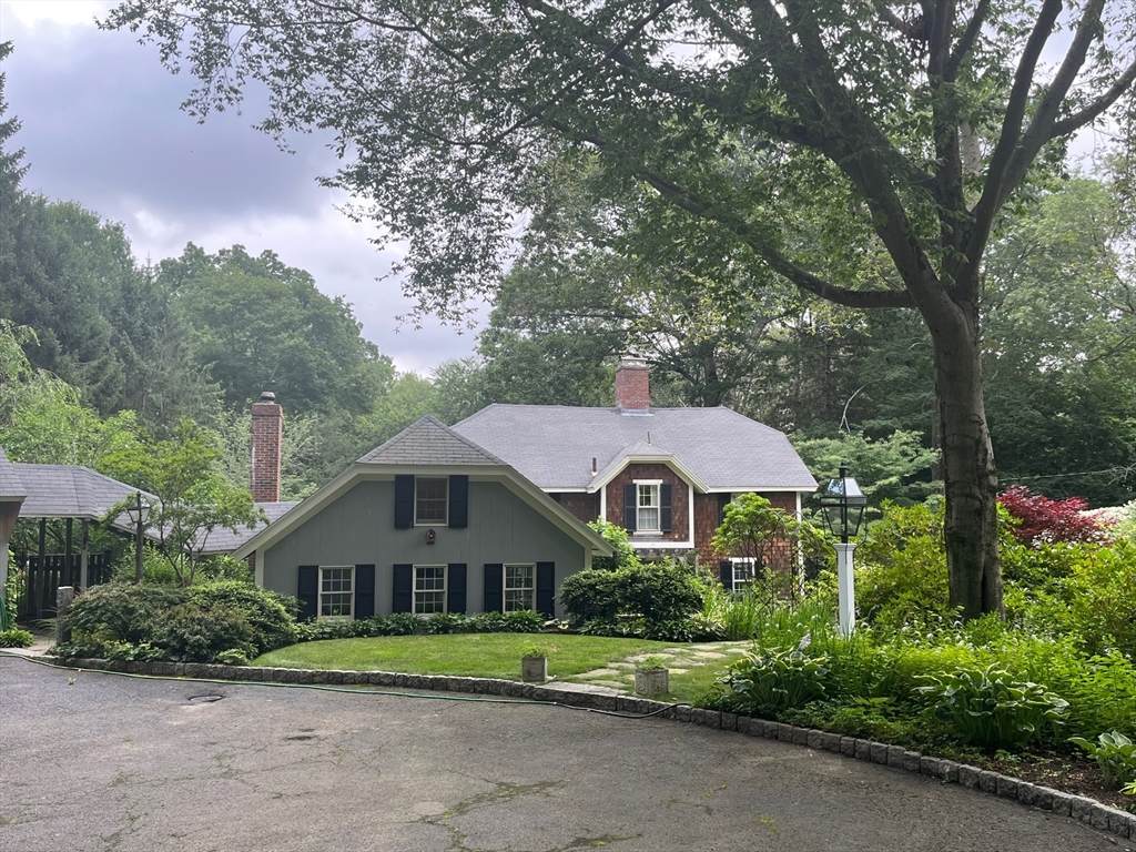 719 Bay Road - Photo 1