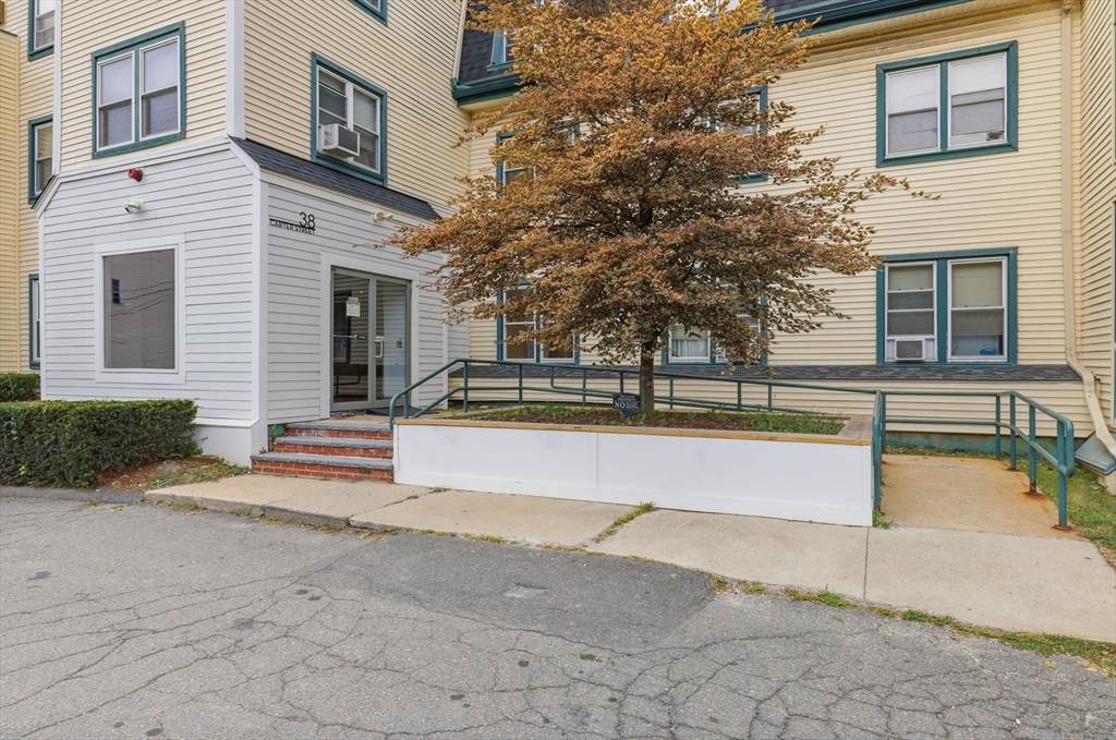 38 Carter St - Photo 1