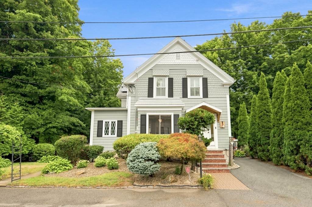 8 Charles St - Photo 1