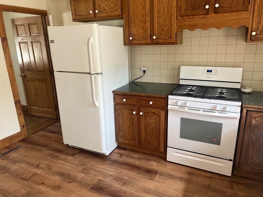 104 South St - Photo 1