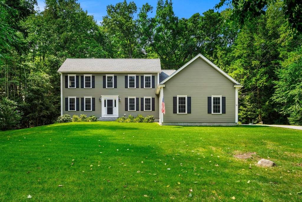 14 Village Rd - Photo 1