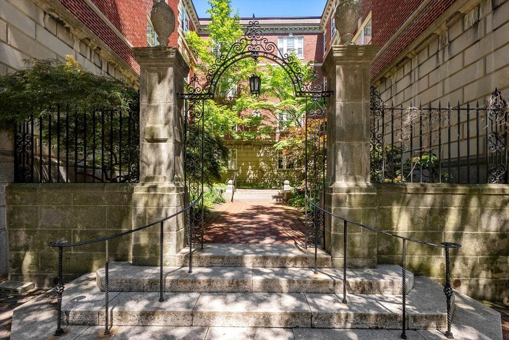 6 Washington Avenue - Photo 1