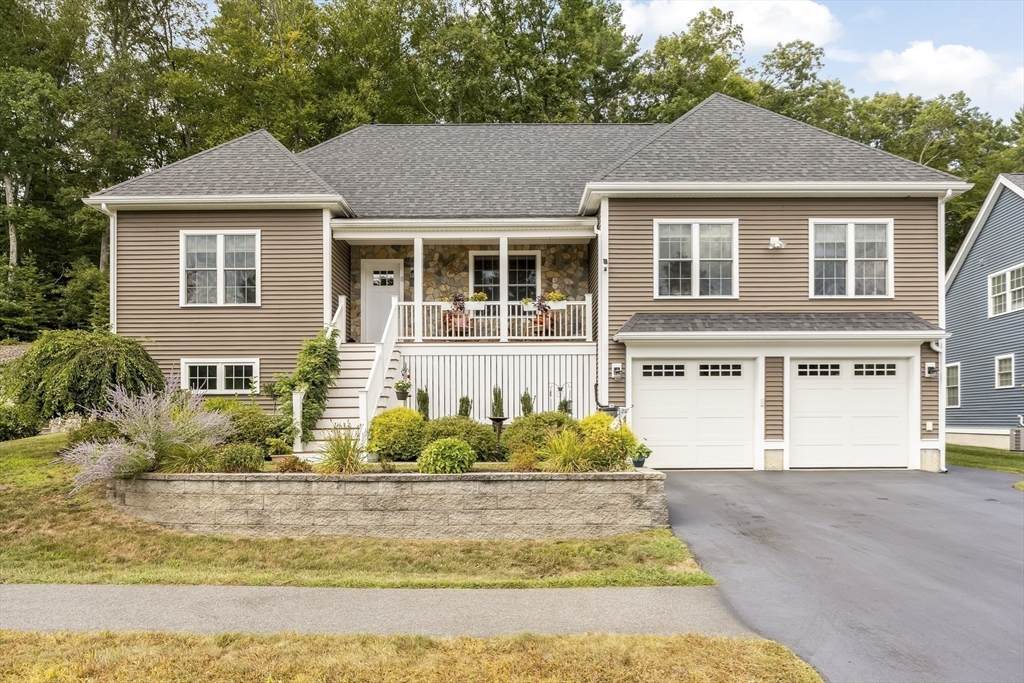 8 Willowdale Cir - Photo 1