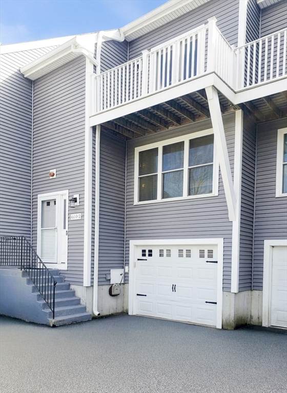 660 Thacher - Photo 1