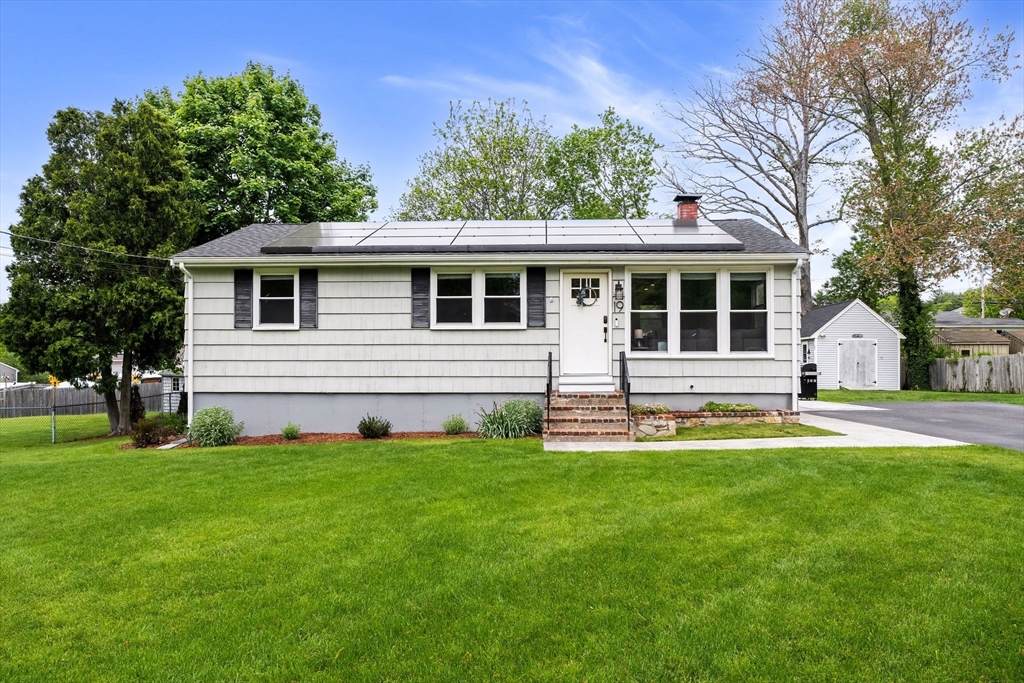 19 Burr Ave - Photo 1