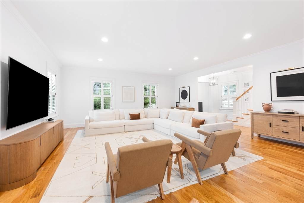 30 Farrow St - Photo 1