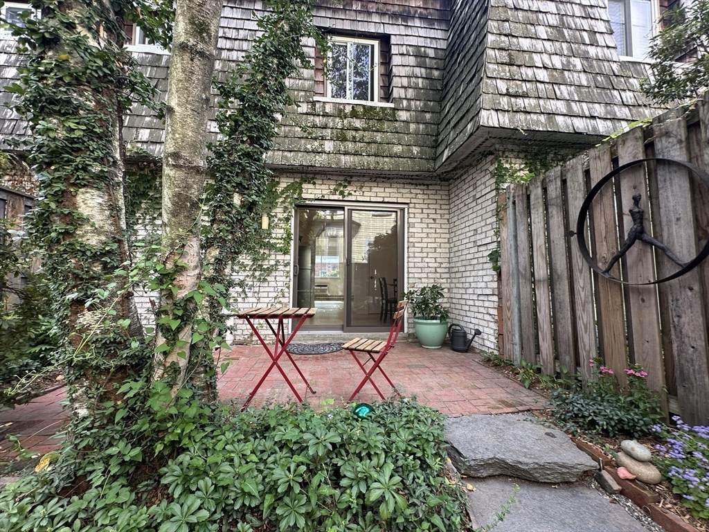 73 Bridge St - Photo 1