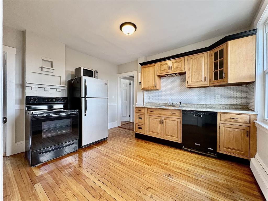 122 Rawson Rd - Photo 1