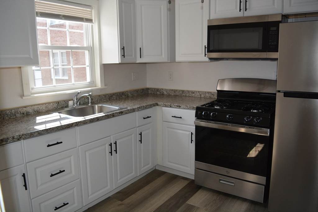 71 Colony Rd - Photo 1