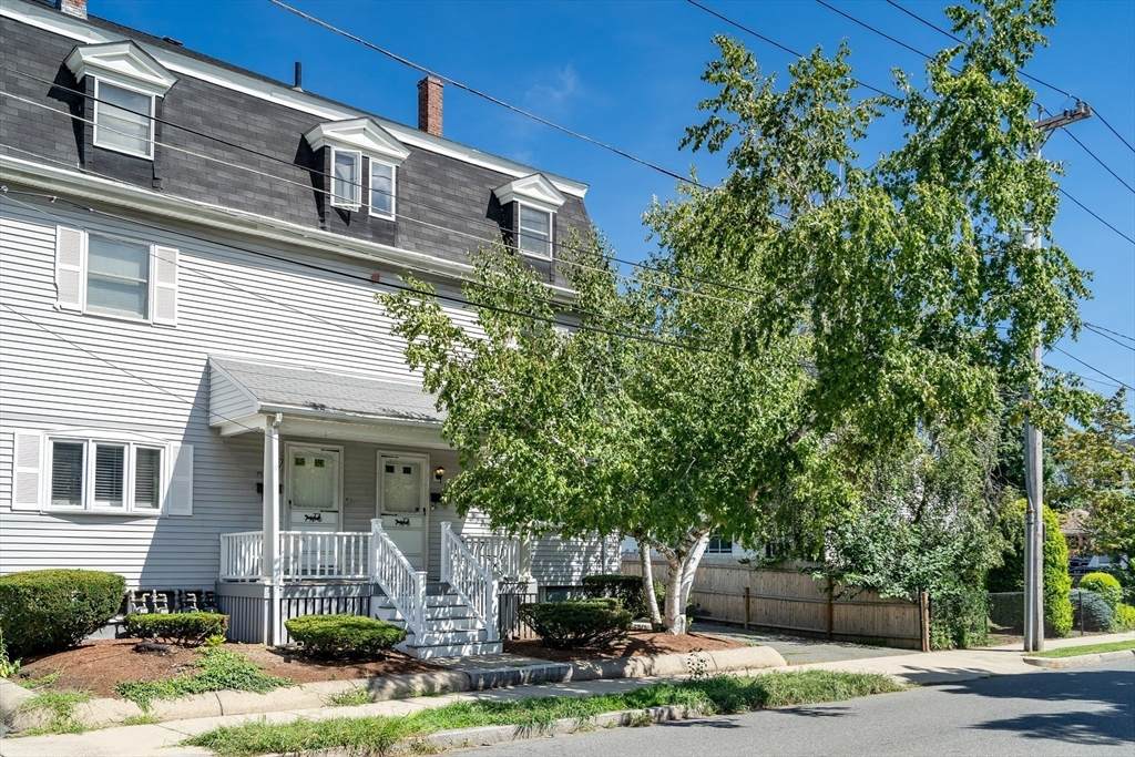 73 Dell Ave - Photo 1
