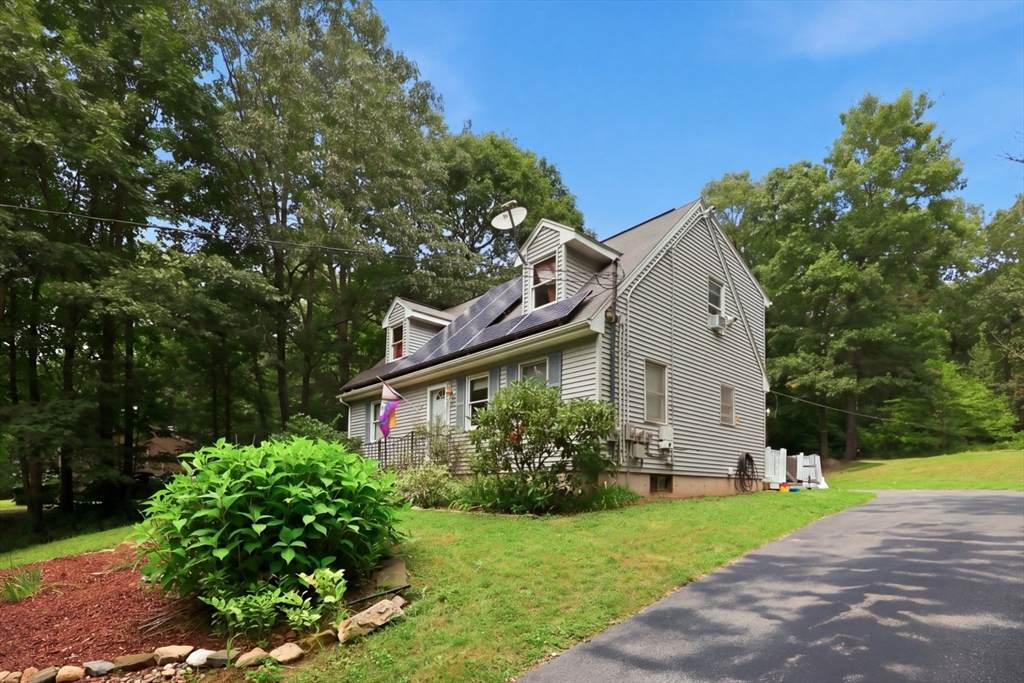 28 Old Thompson St - Photo 1