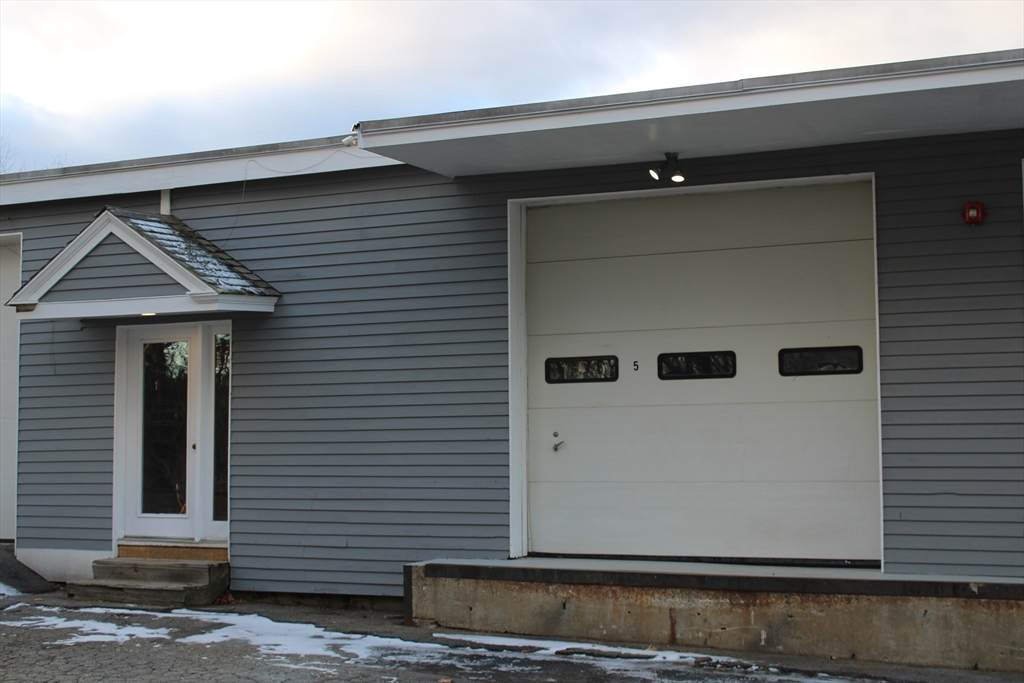 6 Old Essex Rd. - Photo 1