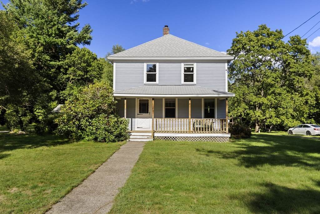 175 Berry St - Photo 1