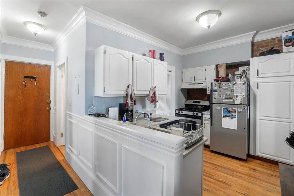 2 Pearl St - Photo 1