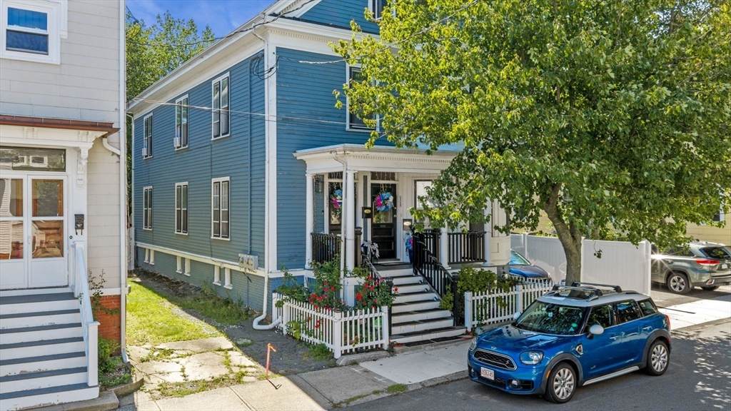 32 Arbella St - Photo 1