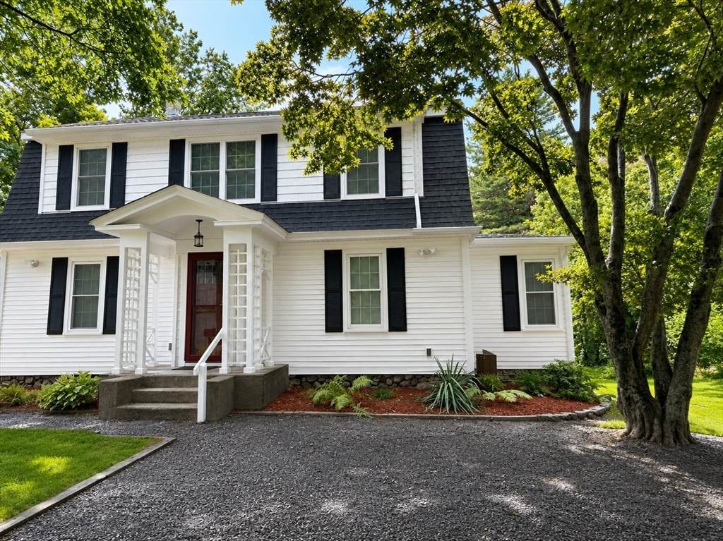 35 Beach St - Photo 1
