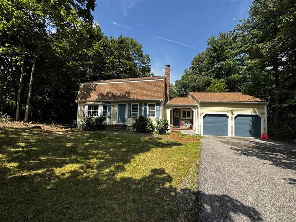 94 Grove St - Photo 1