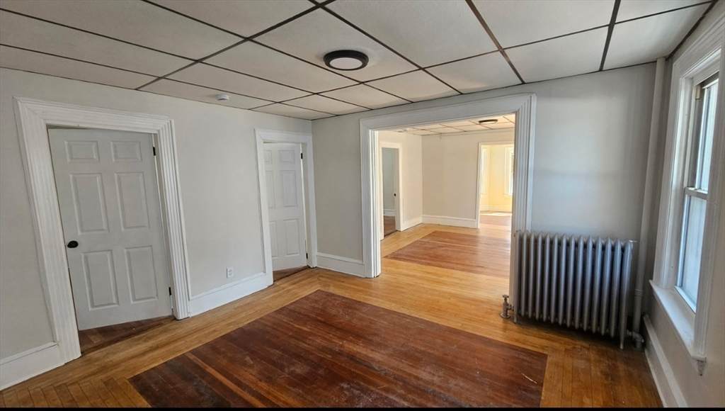 513 Whipple St - Photo 1