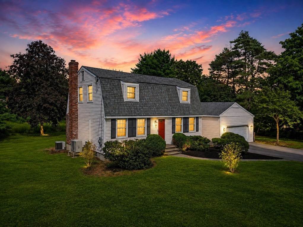 161 Hartwell Ave - Photo 1