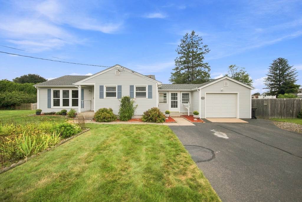 70 Crestwood - Photo 1