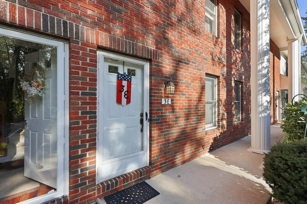 3 Castle Hill Rd - Photo 1