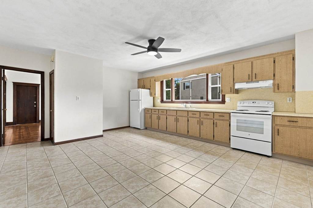 84 Margin St - Photo 1