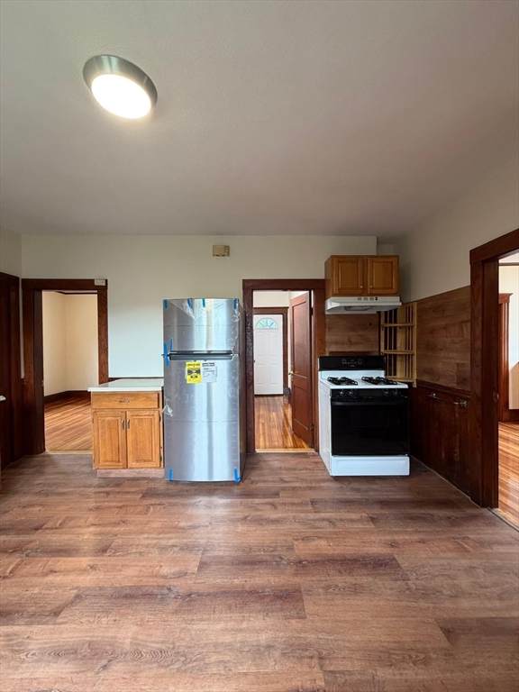 61 Kent St - Photo 1